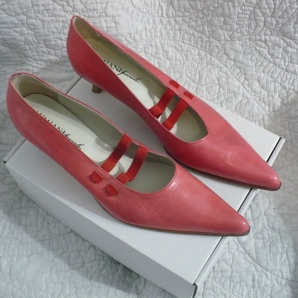 NEW WITHOUT BOX- Lumiani Especiale Italian Leather Pointy Toe Pumps with Strap
